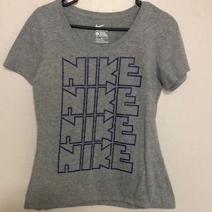 3/$10 Nike T-shirt size medium